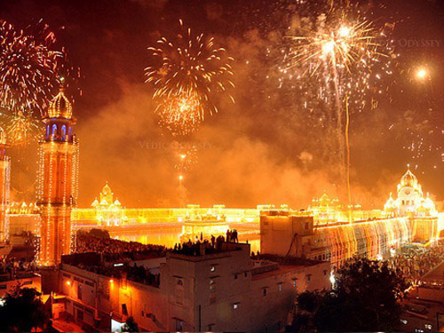 фейерверк на Дивали